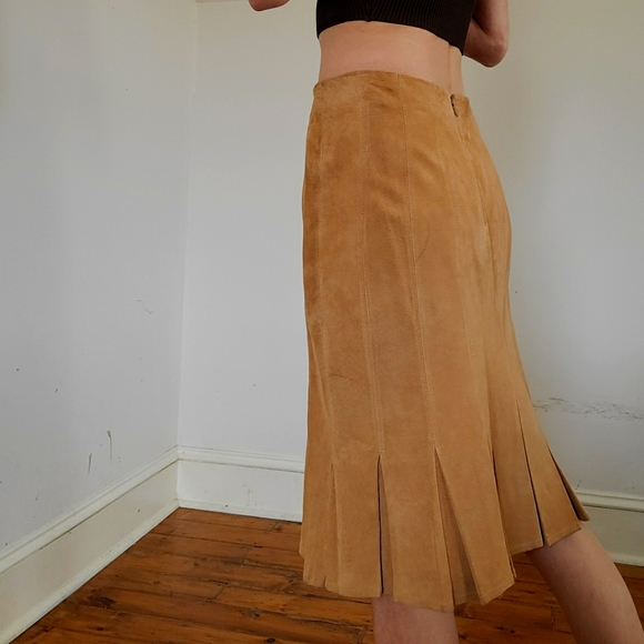 DANIER - Suede leather skirt - Picture 4 of 14